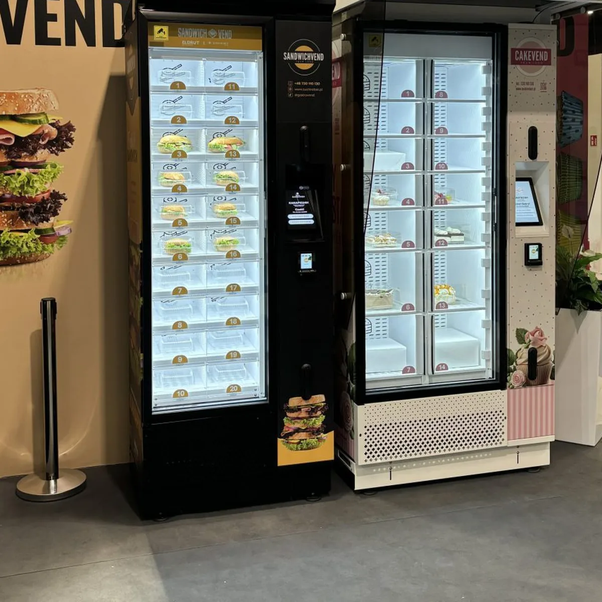 Sumuštinių automatas SandwichVend ir desertų automatas CakeVend – maisto automatai 24/7